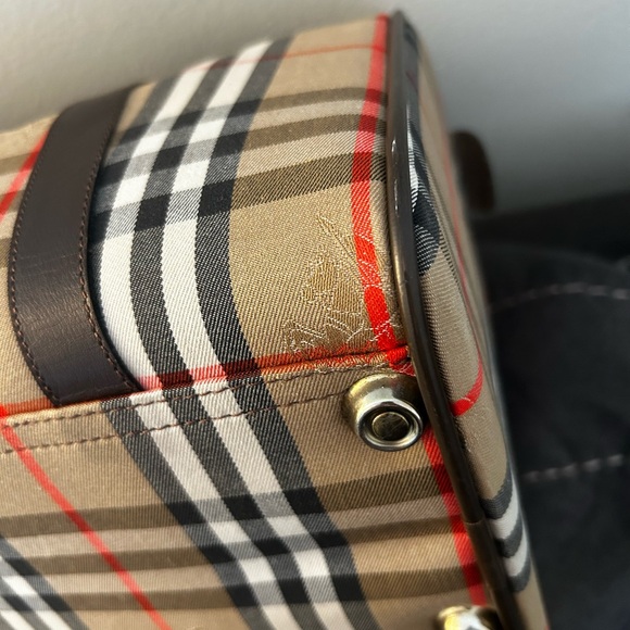 Burberry Haymarket Boston Tan Duffel with Brown Leather Trim 10H x 19W inches - Picture 10 of 15